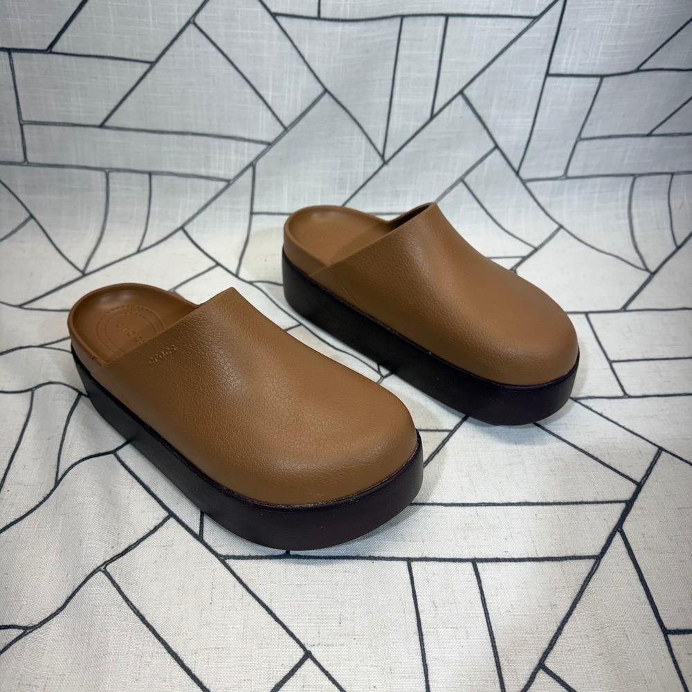Crocs Dylan Platform Clogs Size W10 Brown Leather-Look Mule Slides